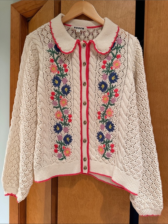 Boden Sweaters - Boden Cream Floral Crochet Button-Up Sweater Large